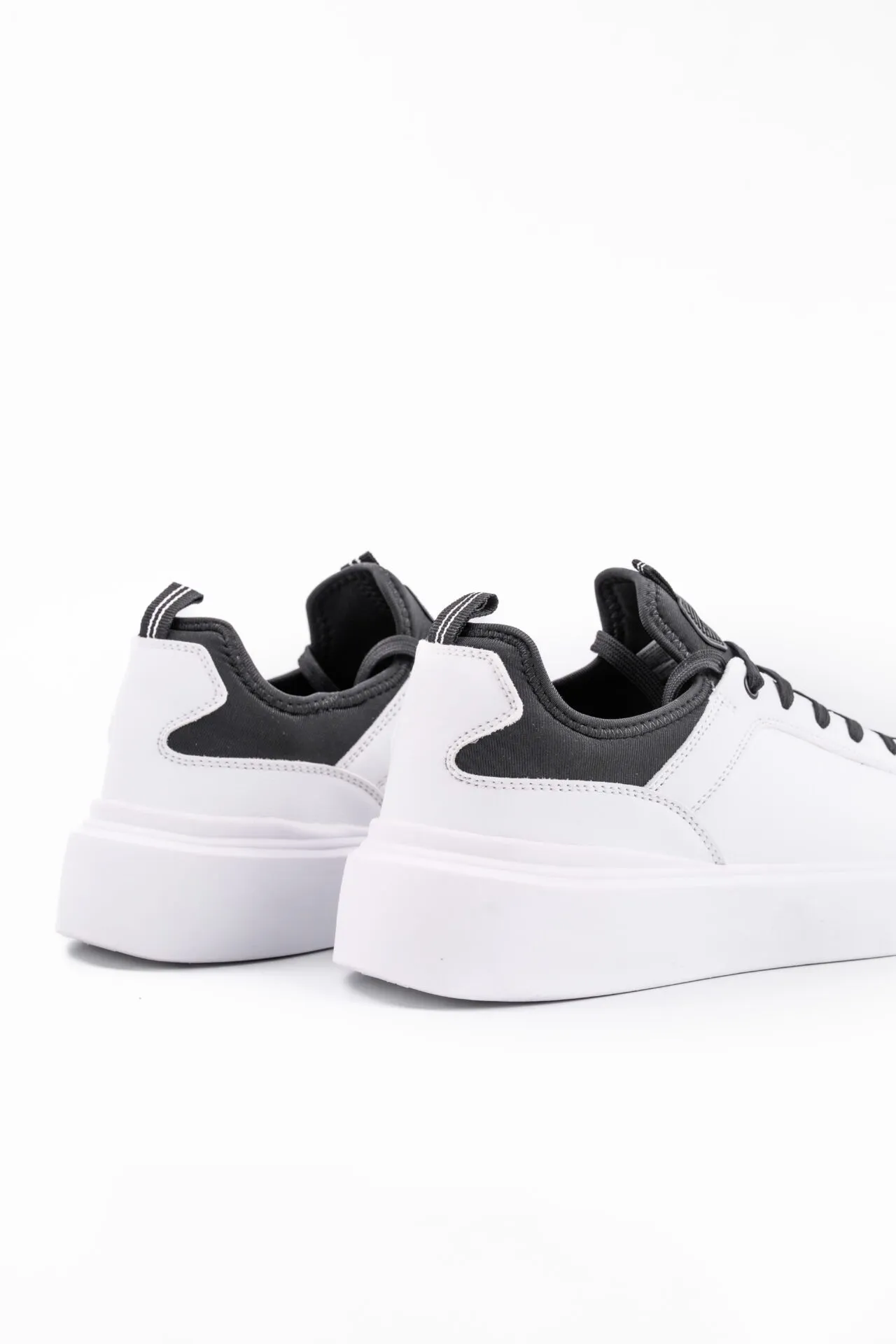 AM Sneaker Barnet In Faux Leather MMFW01604-LE500157-1000