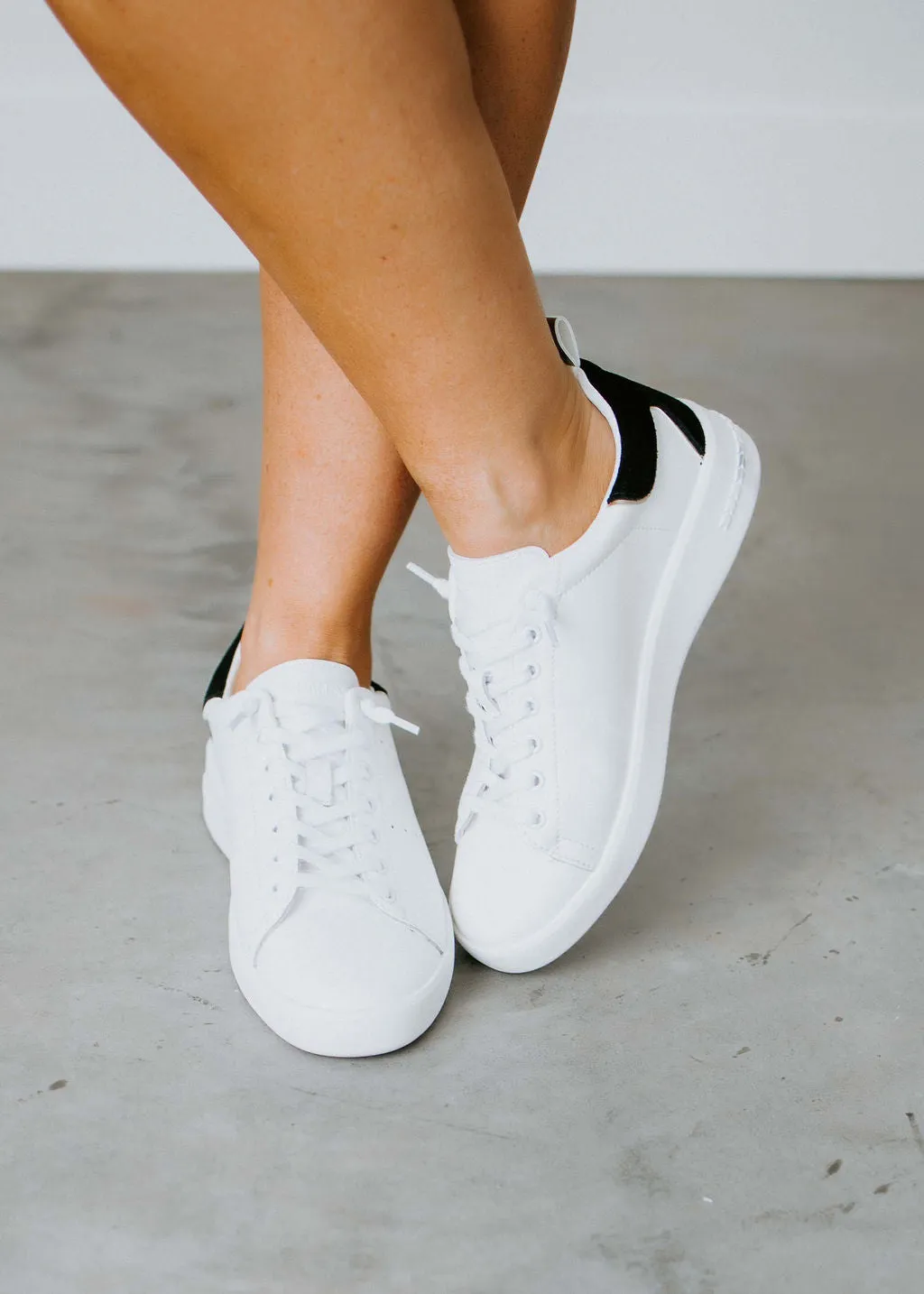 Estella Leather Sneaker