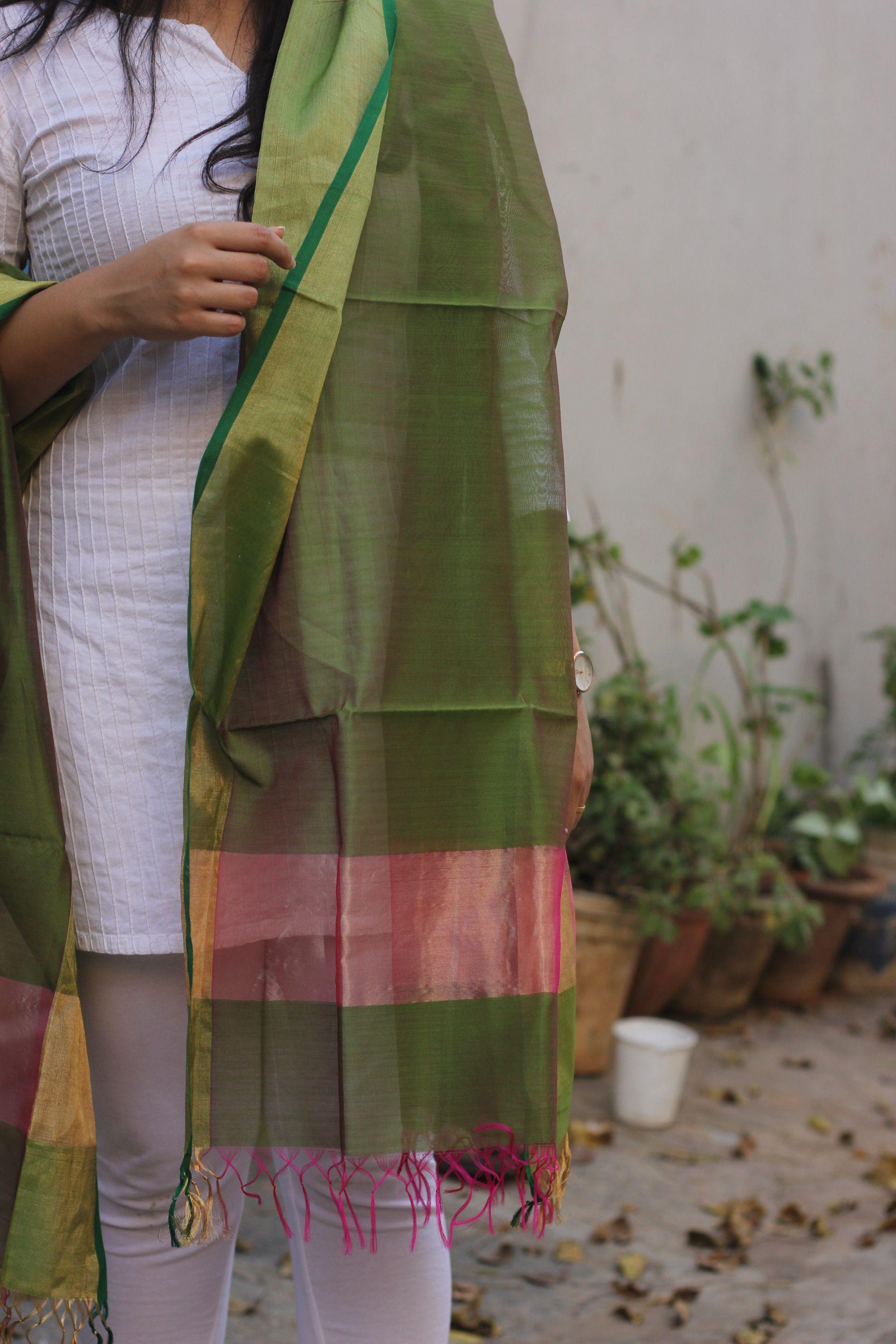 Kaisori Maheshwari  dupatta  - Pink and green