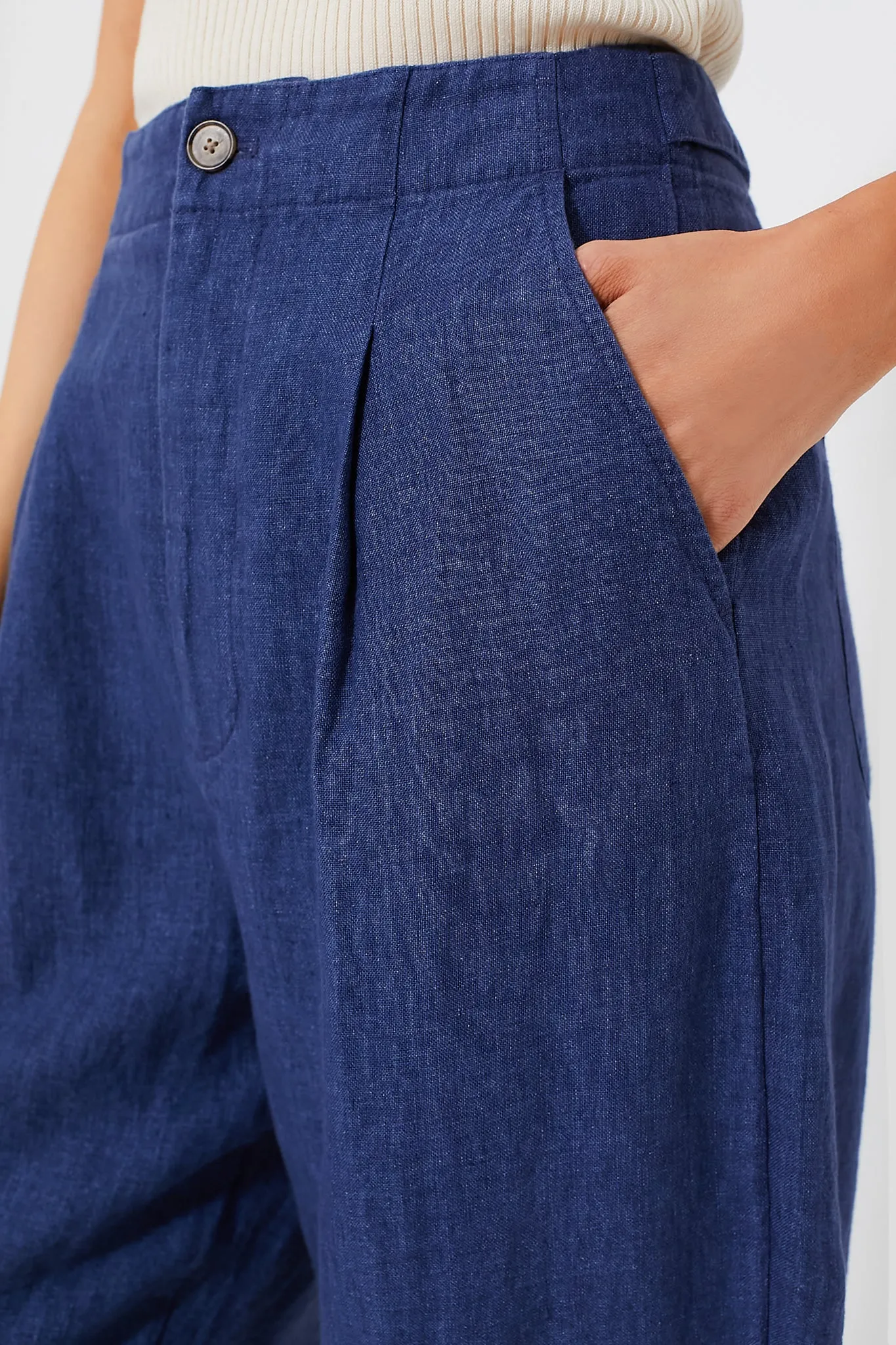 Light Navy Delave Linen Cropped Pant