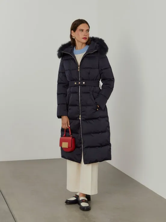 Long padded jacket with hood and fur