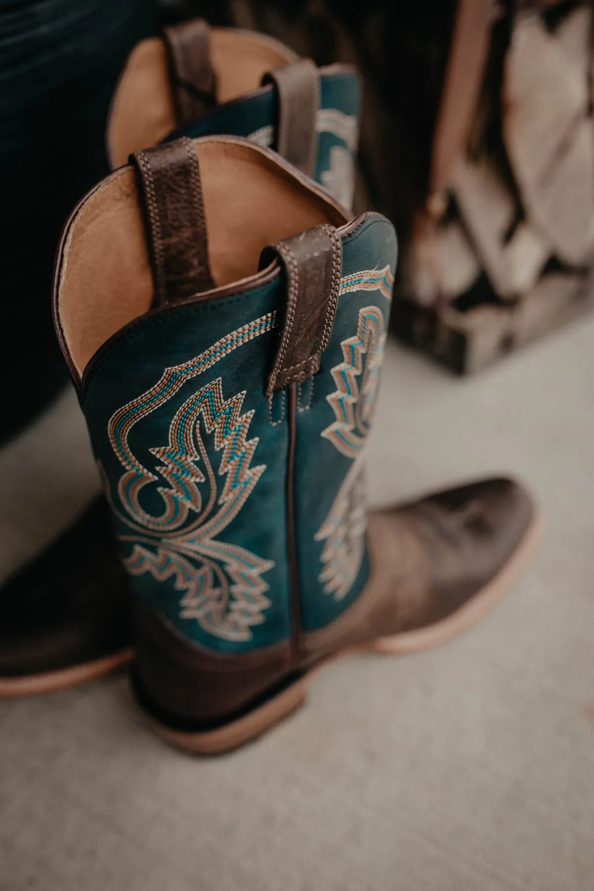 Men's 'Futurity Cashout' Western Boot by Ariat (Sizes 8.5-13 EE Width)