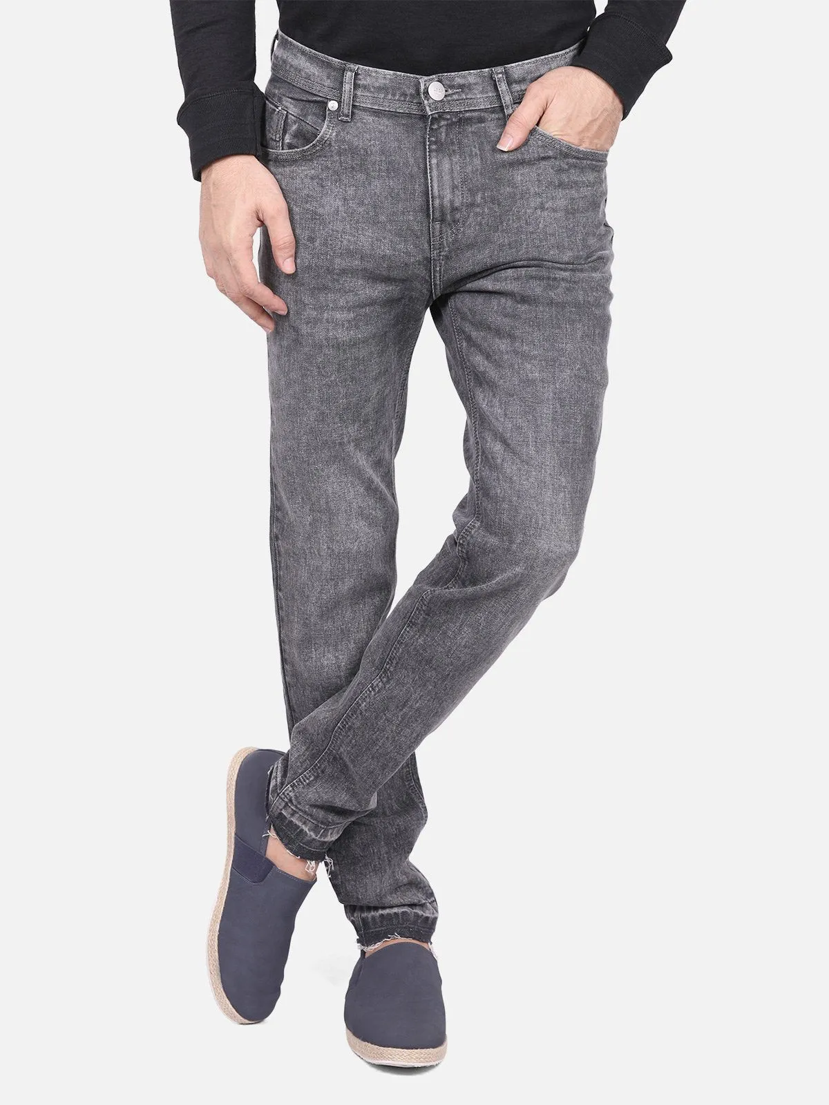 Regular Fit Faded Jeans - FMBP18-031