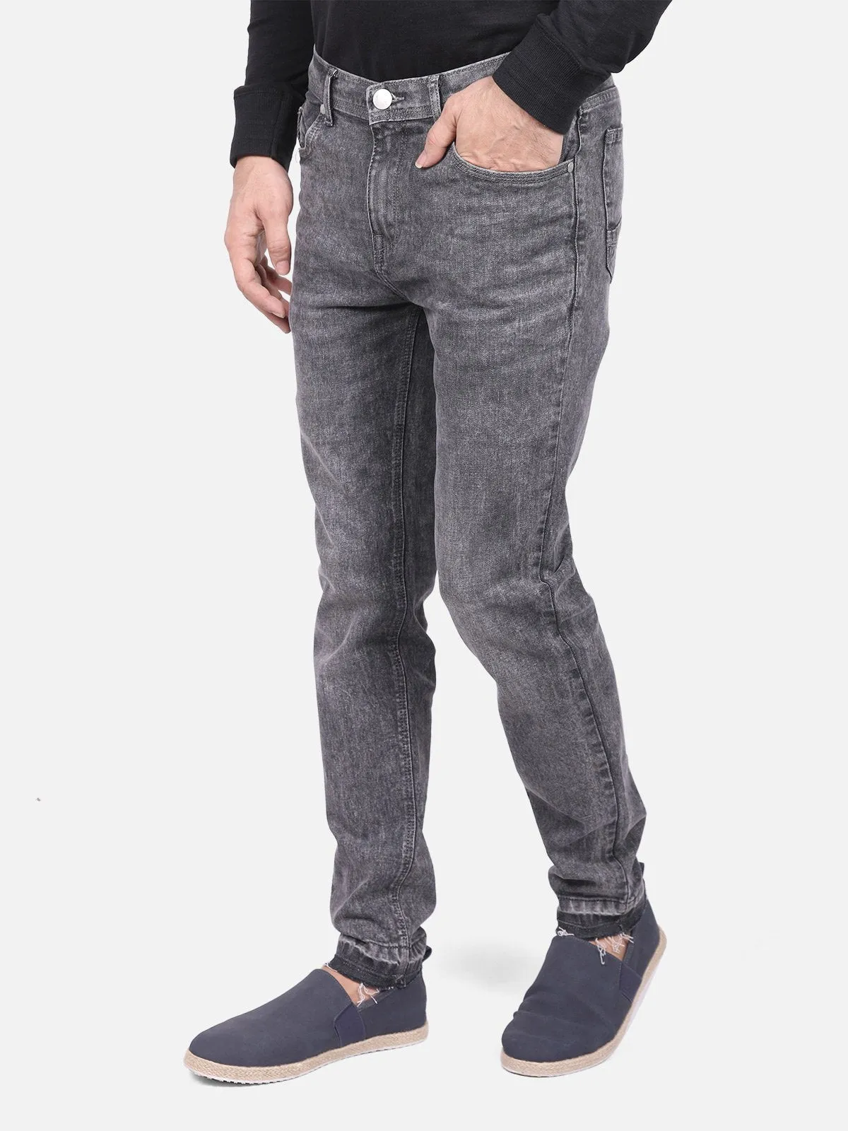 Regular Fit Faded Jeans - FMBP18-031