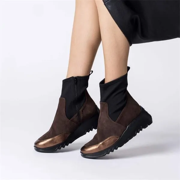 Singapur Gusset Wedge Boot - Brown Stretch