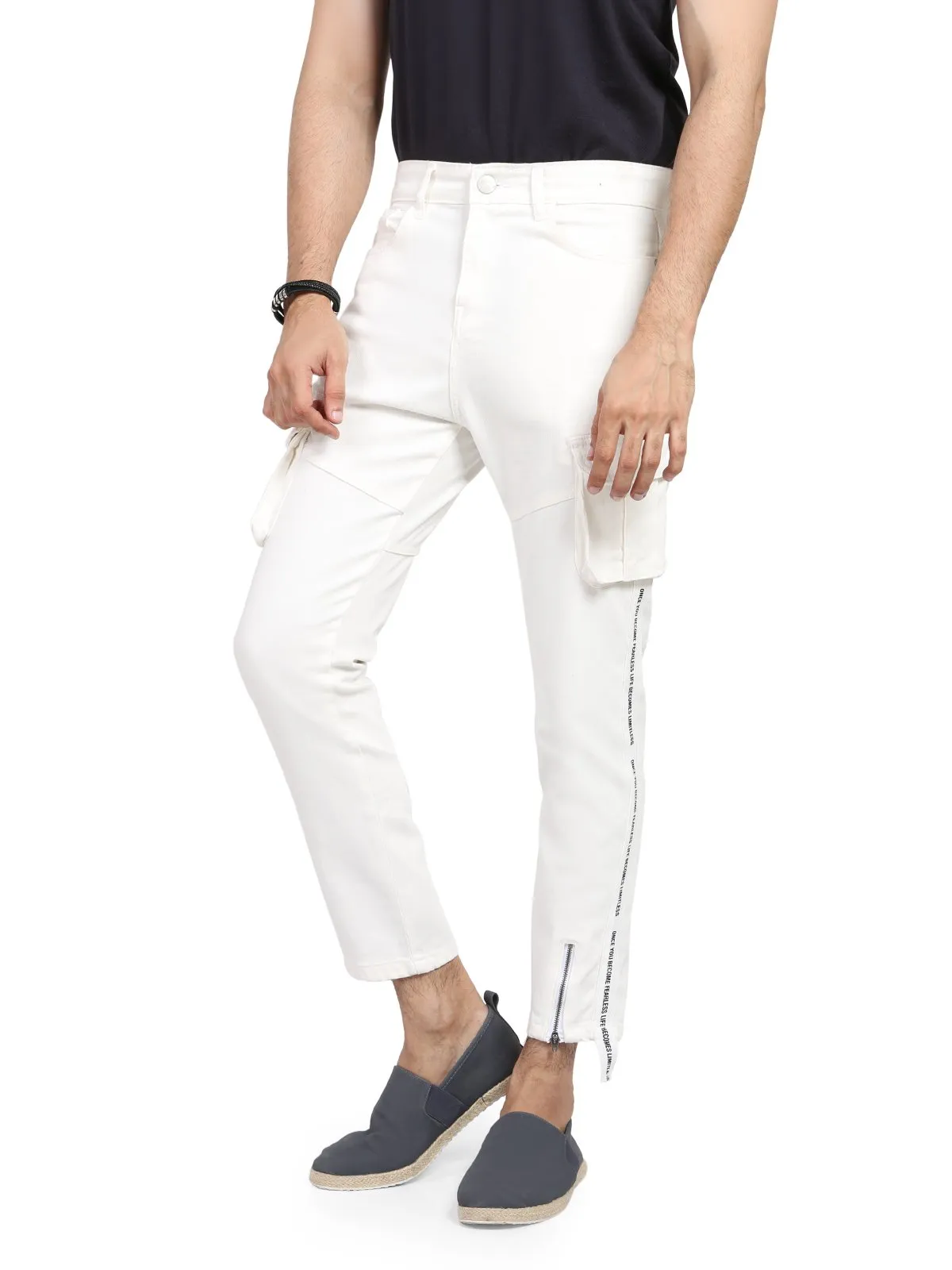 Slim Fit Cargo Jeans - FMBPC19-002