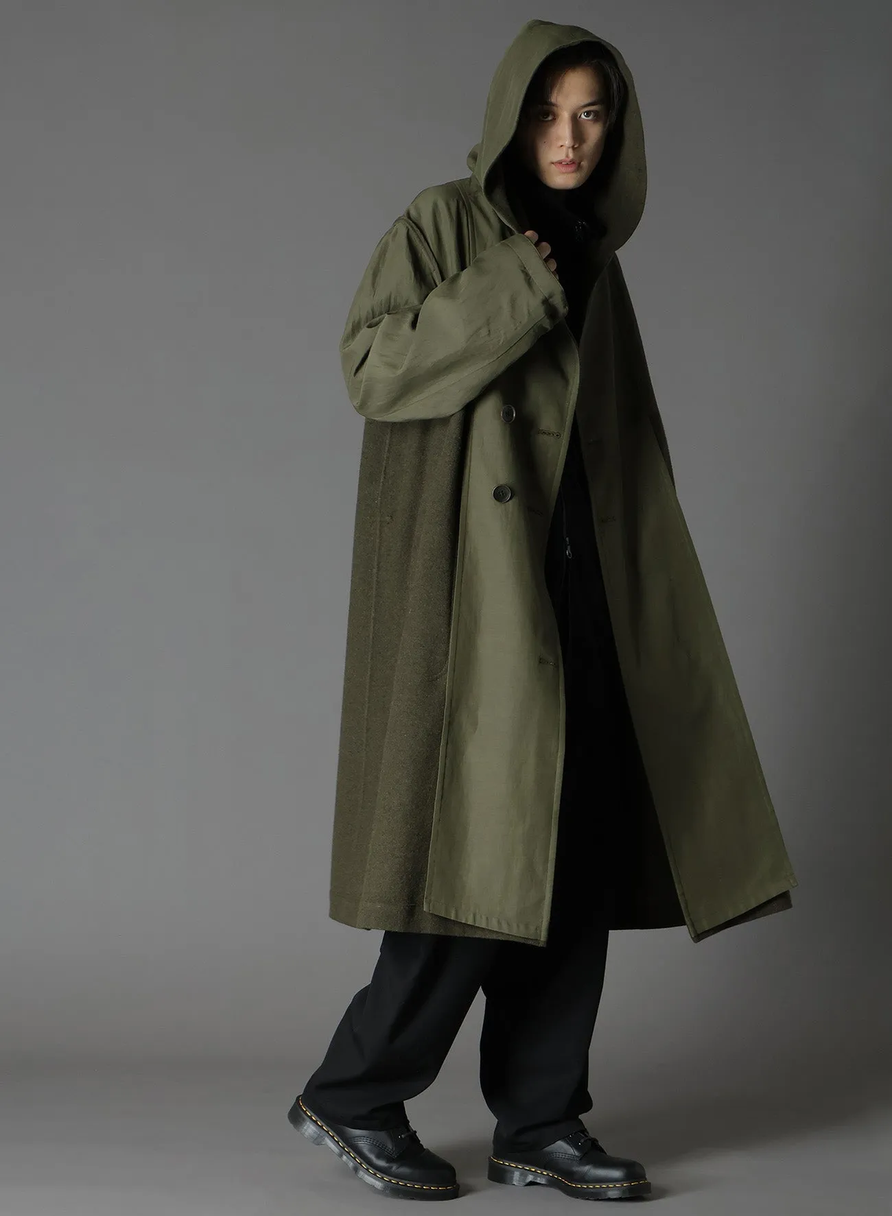 VARIOUS MATERIAL COMBINATION REVERSIBLE HOODED COAT