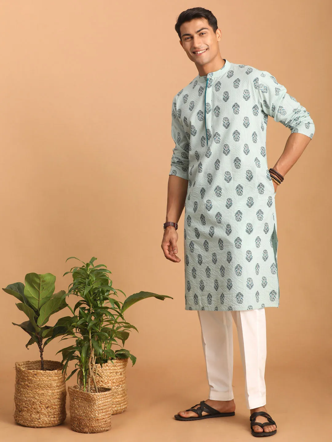 VASTRAMAY Men's Light Green Ethnic Motif Printed Kurta with White Pant Set