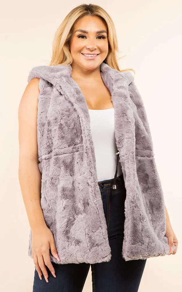 VP8482P Plus Size Faux Fur Solid Pocket Vest With Hood