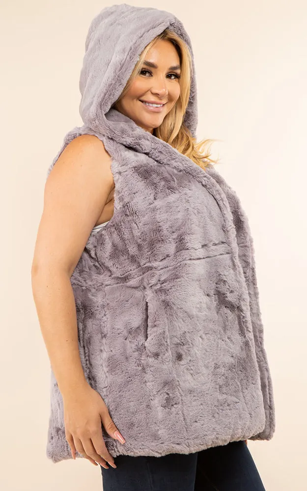 VP8482P Plus Size Faux Fur Solid Pocket Vest With Hood