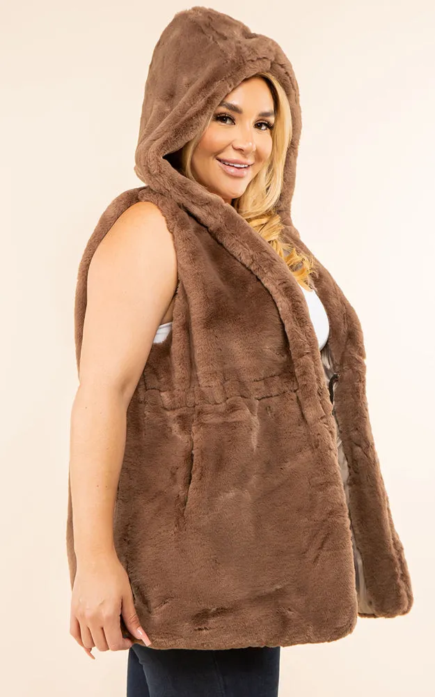 VP8482P Plus Size Faux Fur Solid Pocket Vest With Hood