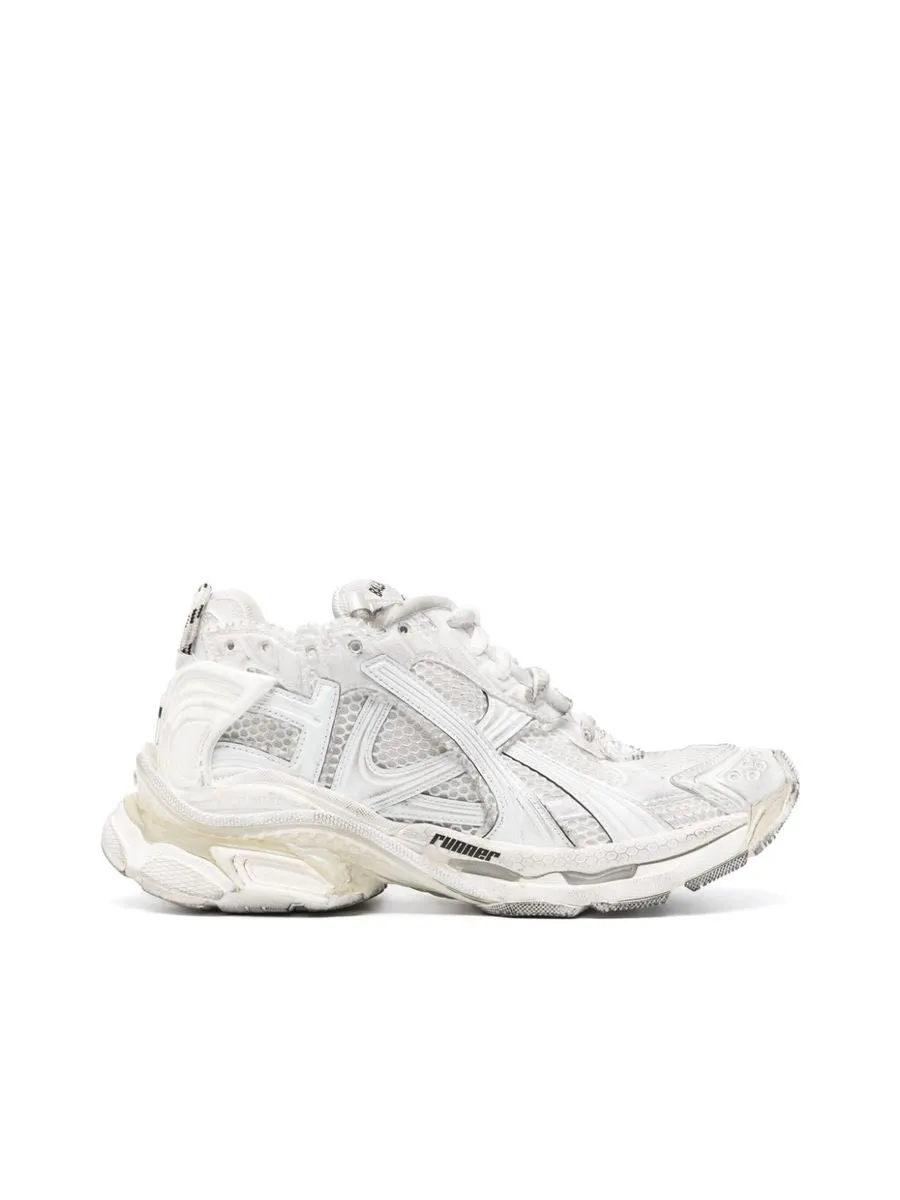 Women's Runner Sneaker in White