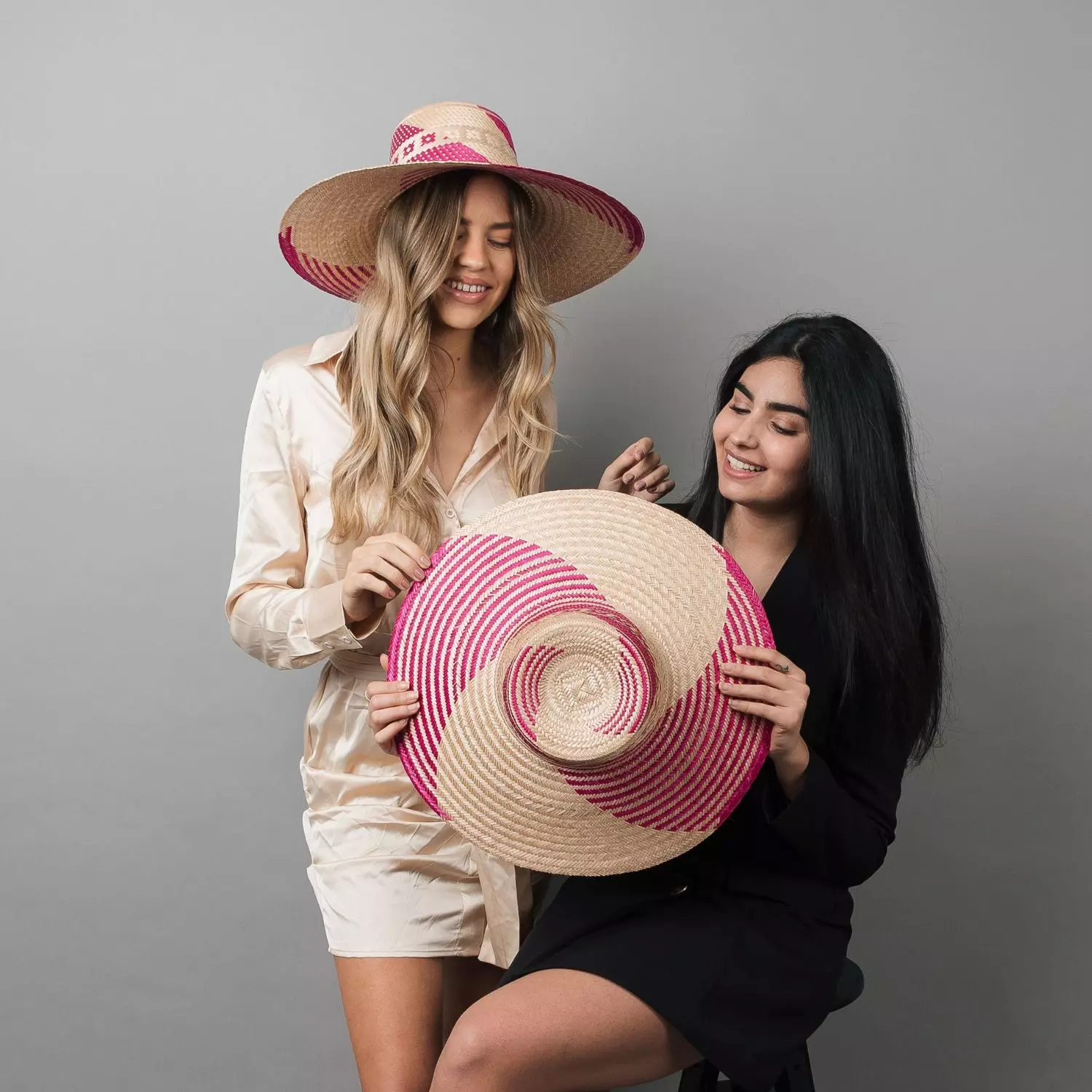 --Yonna Fuchsia Wide Brim Straw Hat-